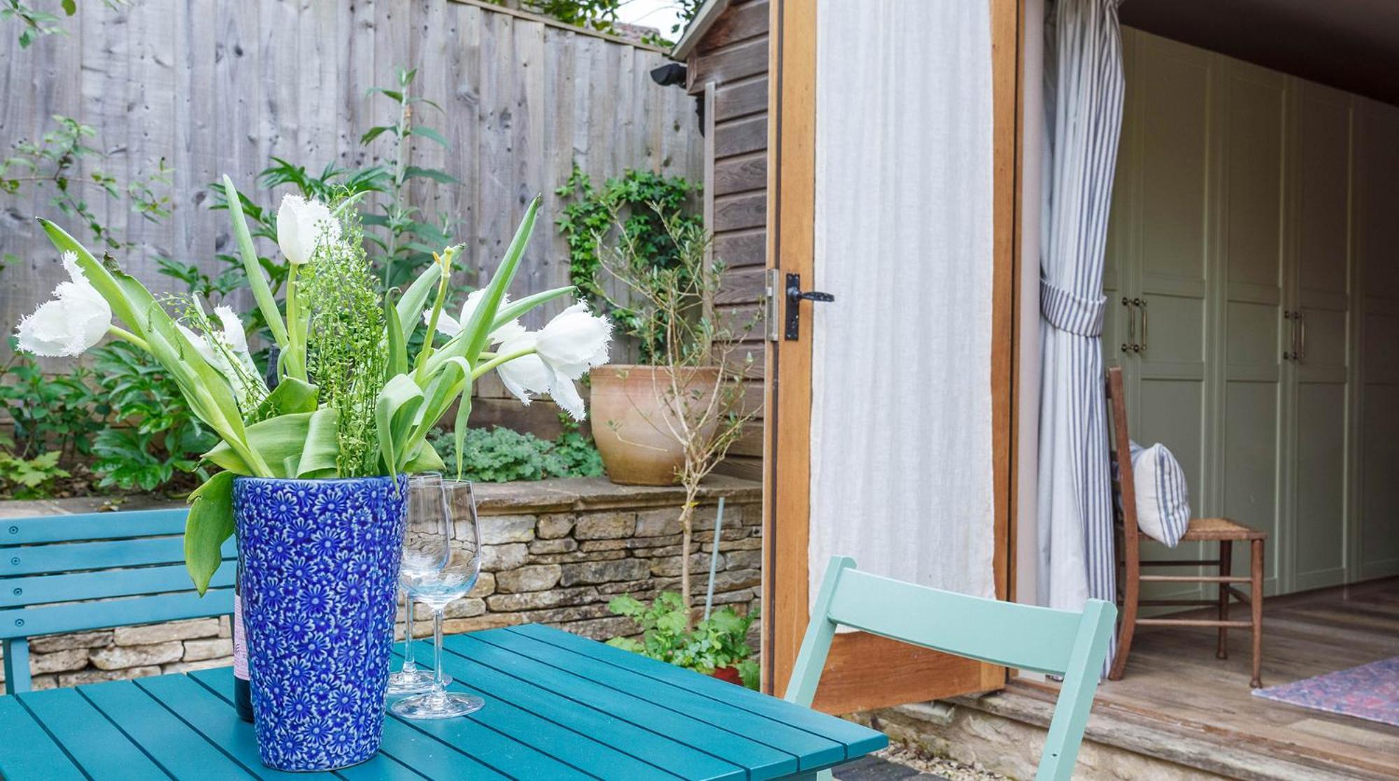 Bright & Beautiful Open Plan Coach House Painswickヴィラ エクステリア 写真