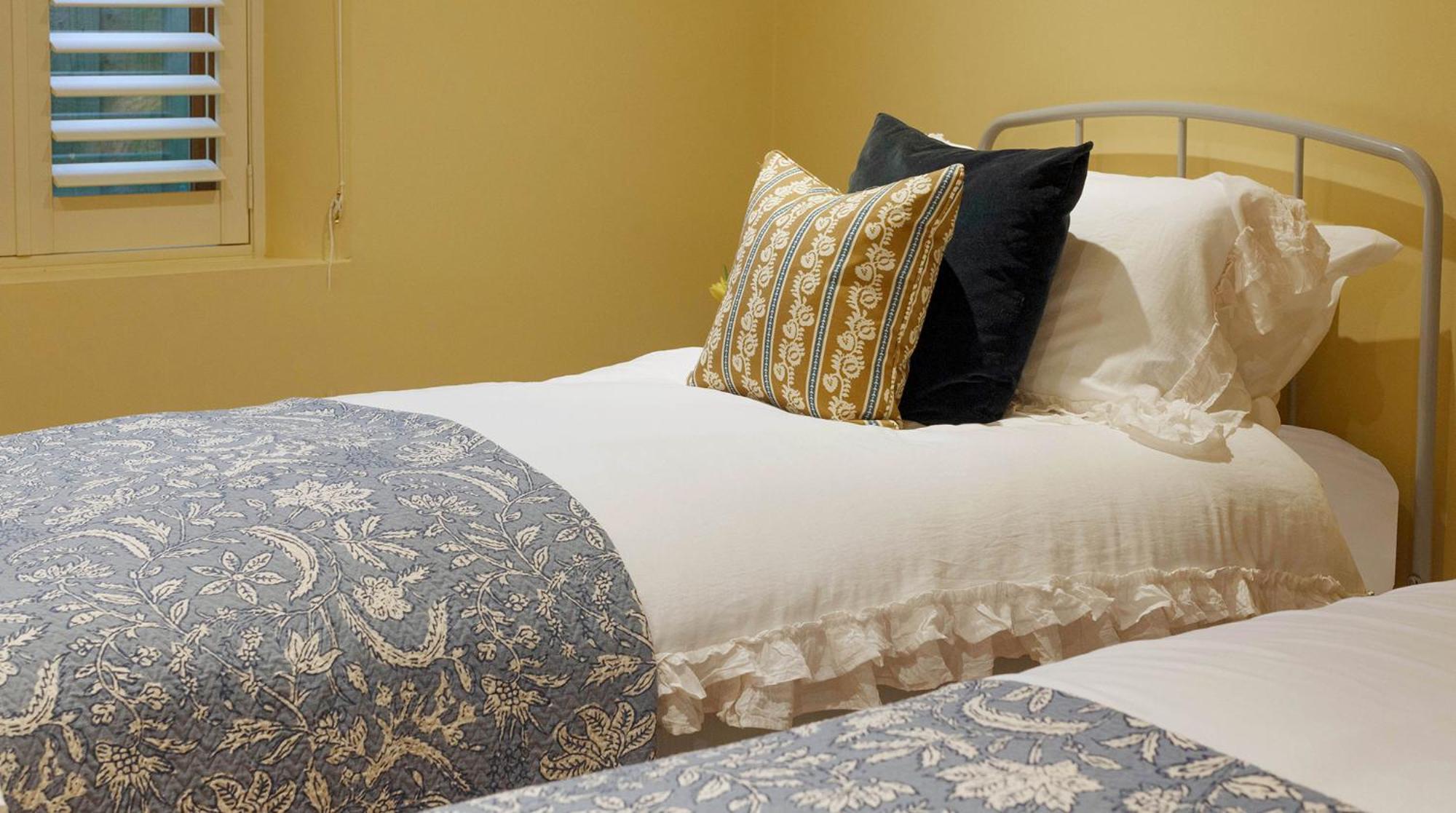 Bright & Beautiful Open Plan Coach House Painswickヴィラ エクステリア 写真