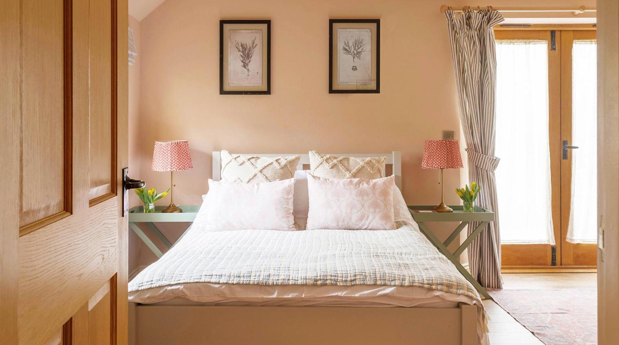Bright & Beautiful Open Plan Coach House Painswickヴィラ エクステリア 写真